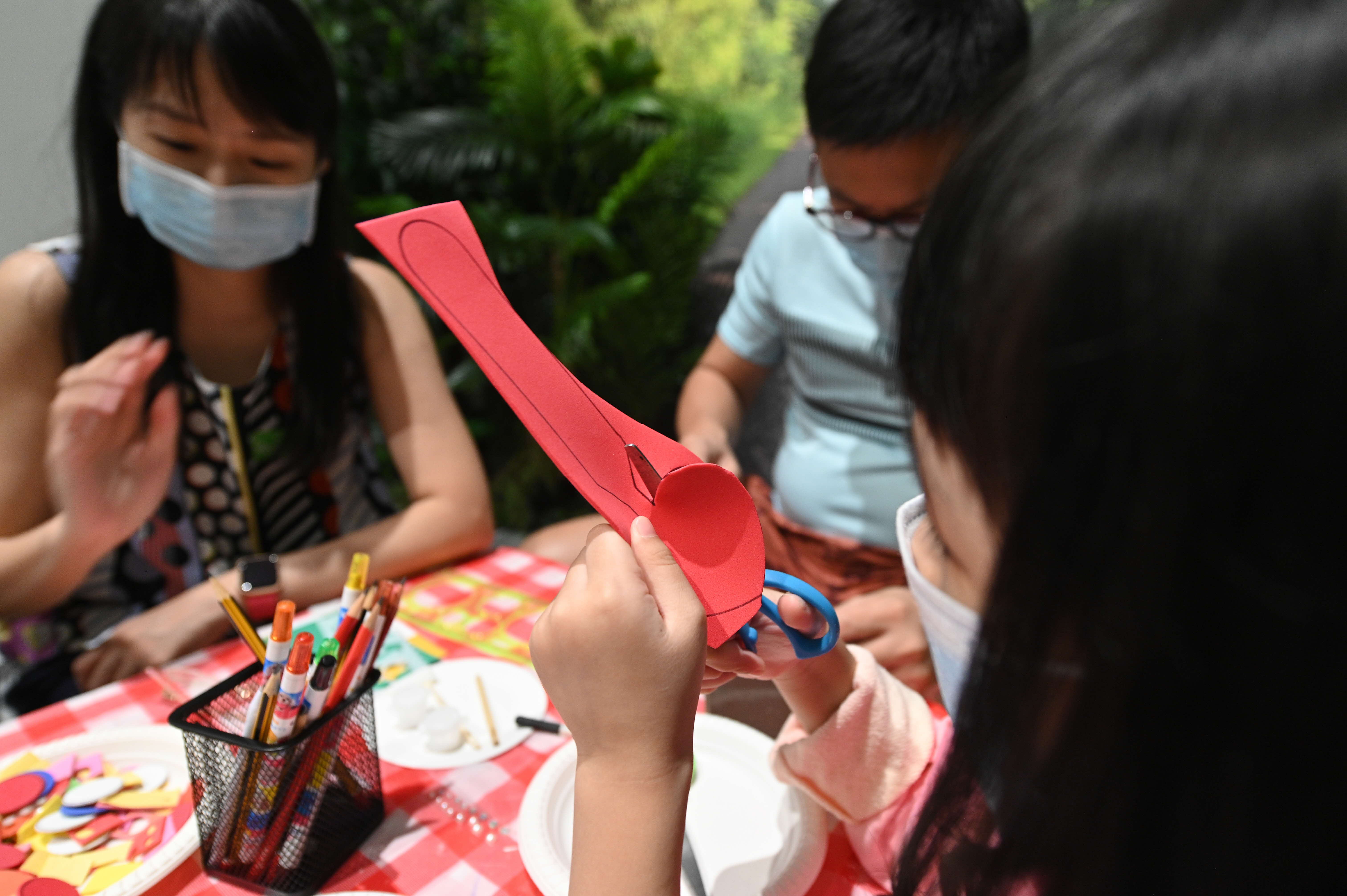 Making Traditional Lanterns